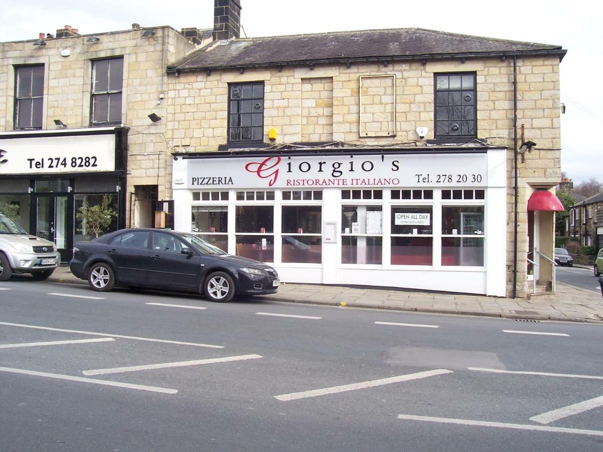 The Tops Self Catering Leeds  Exterior photo
